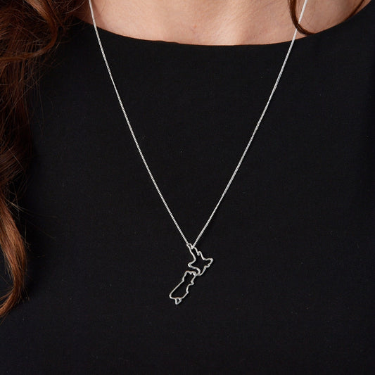 NZ Map Necklace (Pure Paradise)