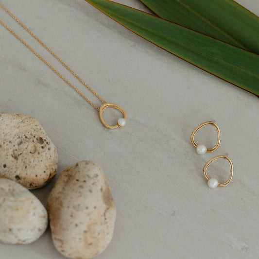 Gold Pearl Essence Jewellery Set