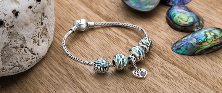 Pāua Charms