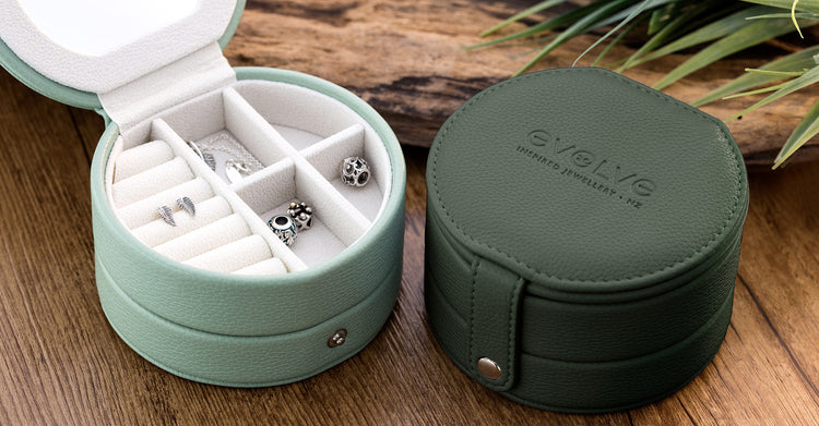Jewellery Boxes & Accessories