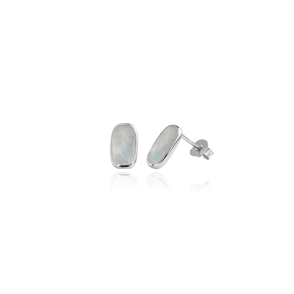 Coastal Pearl Studs (Radiance)