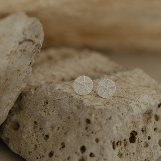 Kina Coin Studs (Inner Beauty)