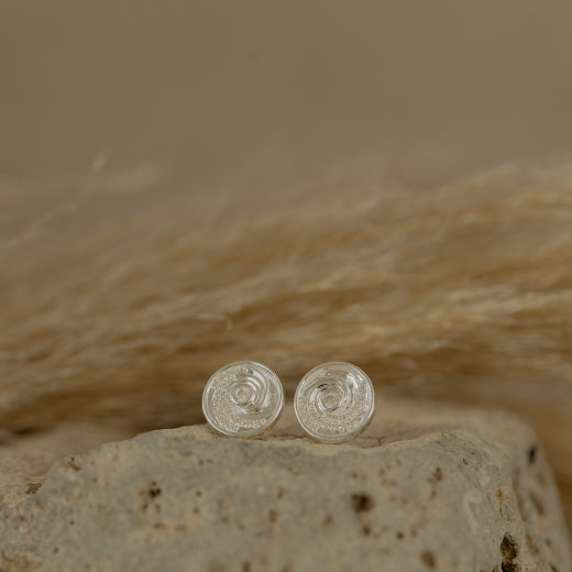 Ocean Wave Coin Studs (Confident)