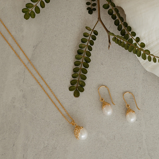Gold Pearl Devotion Jewellery Set