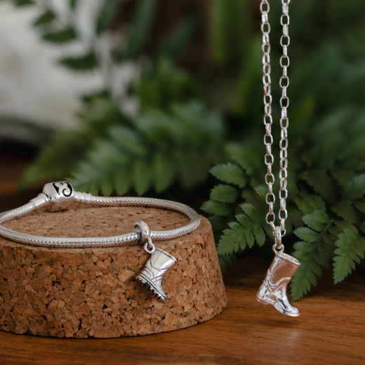 Gumboot Necklace (Hope)