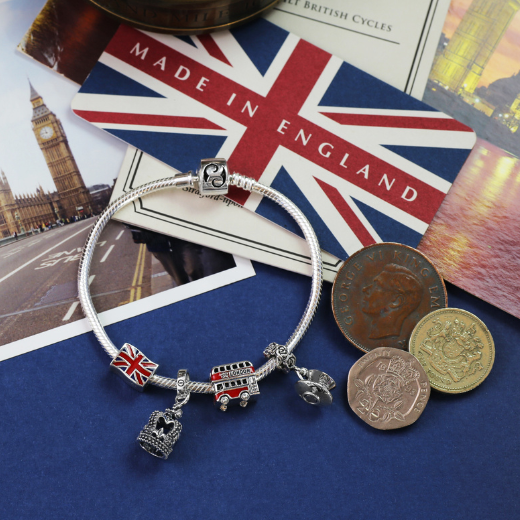 Crown Pendant Charm (Sophisticated)