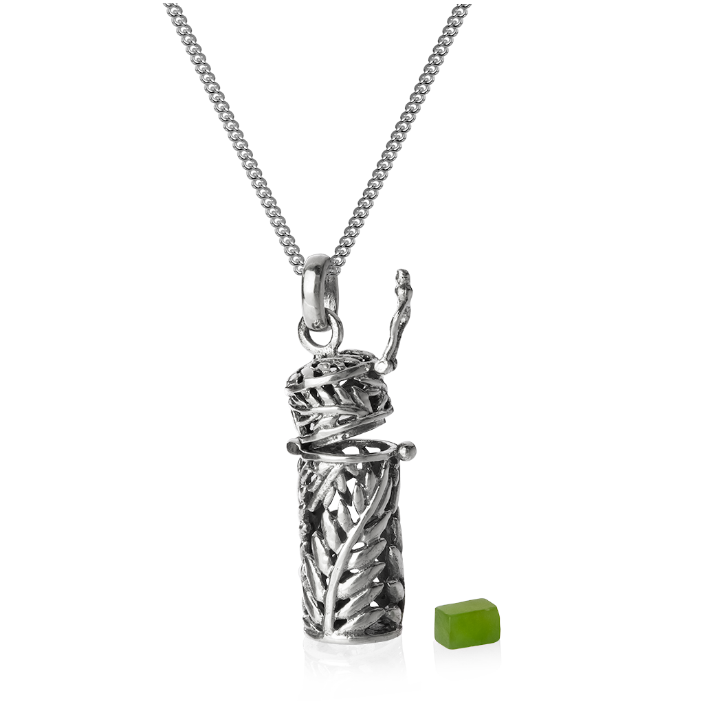 Silver Fern Locket with Chain (Natural Beauty)